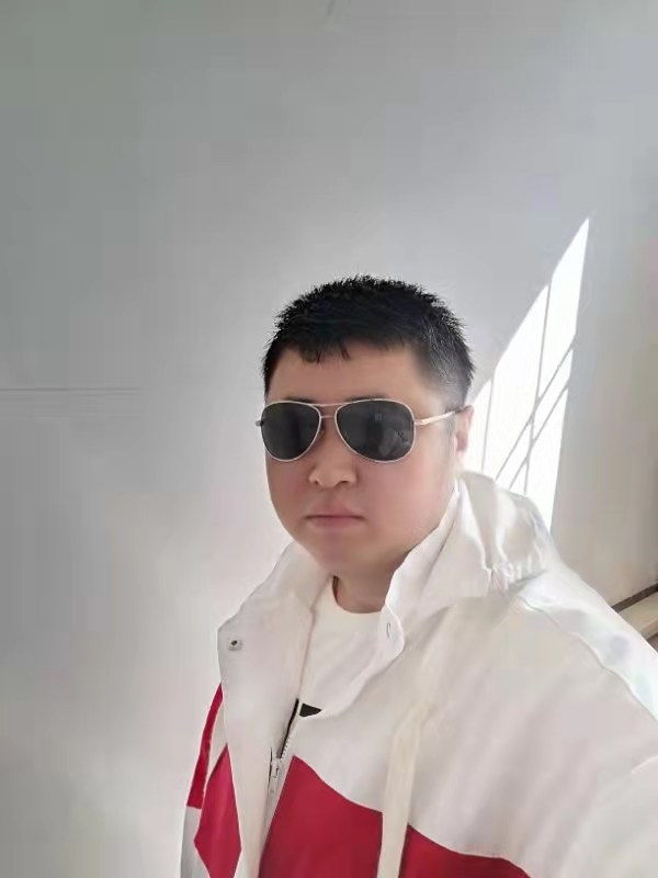 大漠叔叔的第一张照片--商丘认干亲服务网